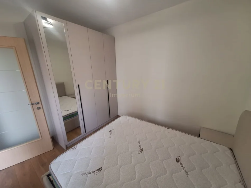 Tirane, jepet me qera apartament 1+1 Kati 1, 57 m² 600 € (don bosko)