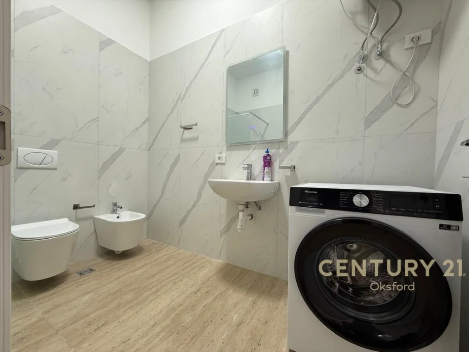 Tirane, jepet me qera apartament 1+1 Kati 5, 78 m² 800 € (delijorgji)