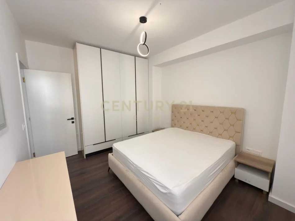 Tirane, shitet apartament 1+1 Kati 6, 104 m² 168.000 € 