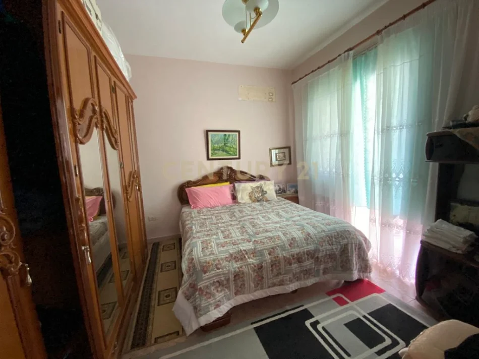 Tirane, shitet Vile Vile 3 Katshe Kati 3, 400 m² 469.000 € (Kinostudio)