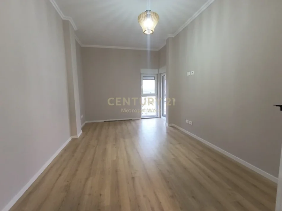 Tirane, shitet apartament 2+1 Kati 7, 91 m² 205.000 € 