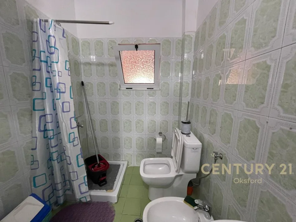 Tirane, jepet me qera apartament 1+1 Kati 3, 60 m² 480 € (TEK ISH PARKU)