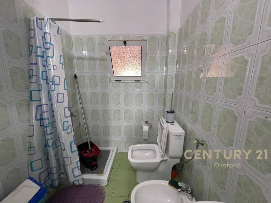 Tirane, jepet me qera apartament 1+1 Kati 3, 60 m² 480 € 