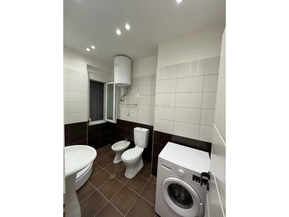 Tirane, shitet apartament 1+1 Kati 7, 67 m² 133.000 € (Astir)