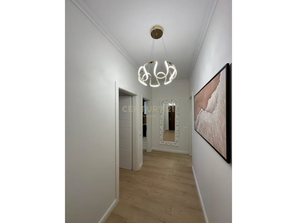 Tirane, shitet apartament 1+1 Kati 7, 67 m² 133.000 € 