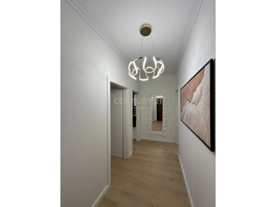 Tirane, shitet apartament 1+1 Kati 7, 67 m² 133.000 € (Astir everest141848)