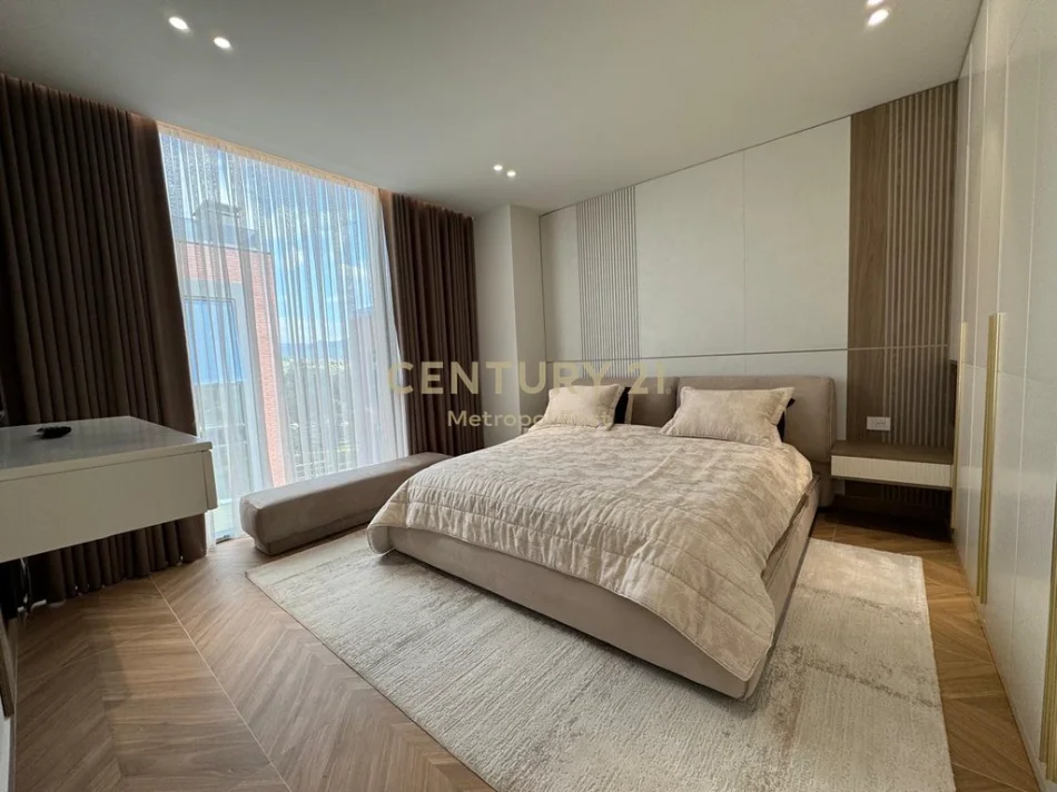 Tirane, shitet apartament Vile 3 Katshe Kati 3, 463 m² 650.000 € 