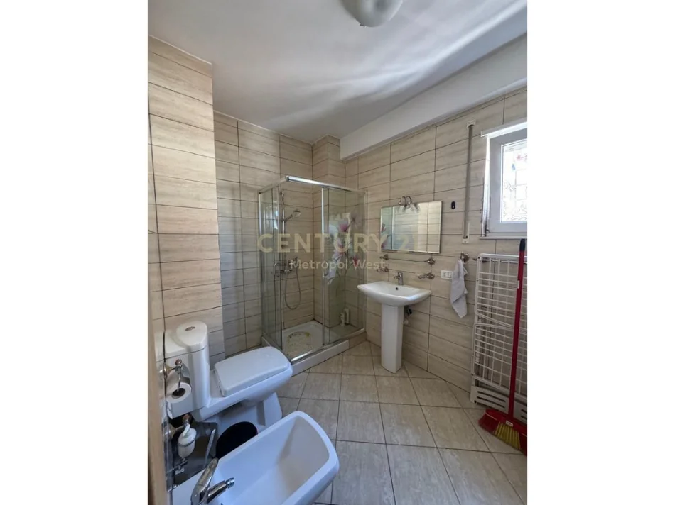 Tirane, jepet me qera apartament 1+1 Kati 6, 68 m² 600 € 