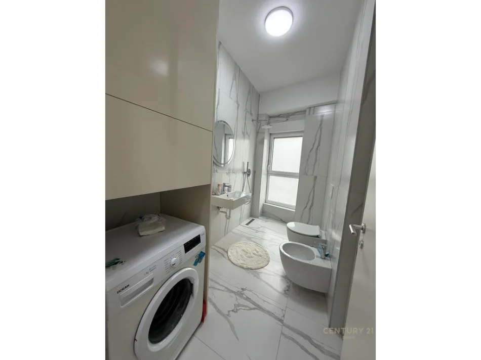 Shqiperi, jepet me qera apartament 1+1 Kati 7, 61 m² 450 € (ali demi kaimi)