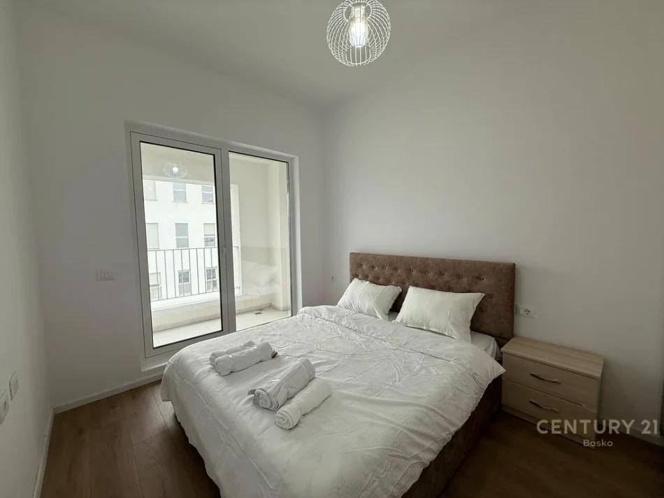 Tirane, jepet me qera apartament 1+1 Kati 7, 61 m² 450 € (Rruga pasho Hysa)