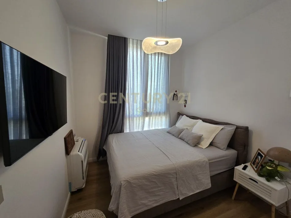 Vlore, shitet apartament 3+1+Ballkon Kati 1, 156 m² 850.000 € (DHERMI)