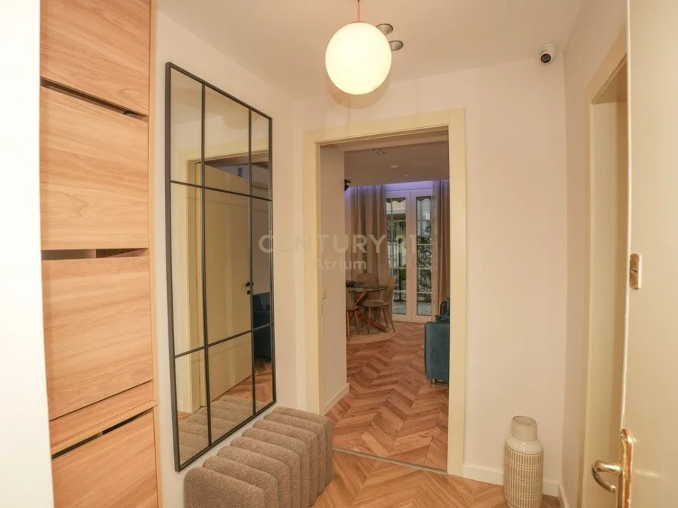 Tirane, shitet apartament 1+1 Kati 0, 81 m² 210.000 € (siri kodra)