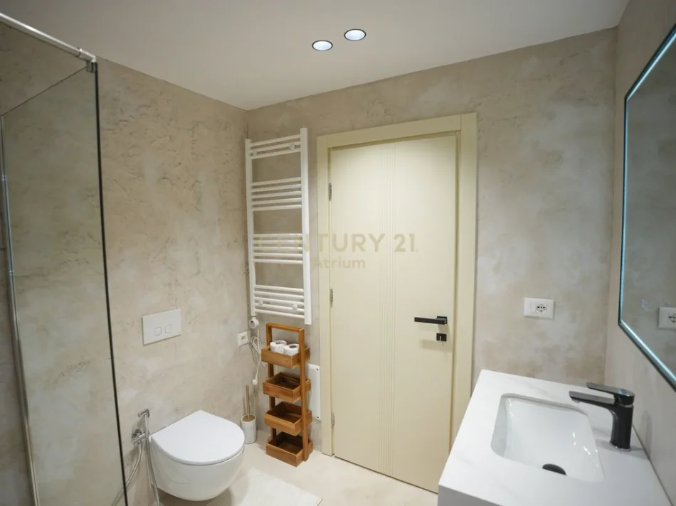 Tirane, shitet apartament 1+1 Kati 0, 81 m² 210.000 € (siri kodra)