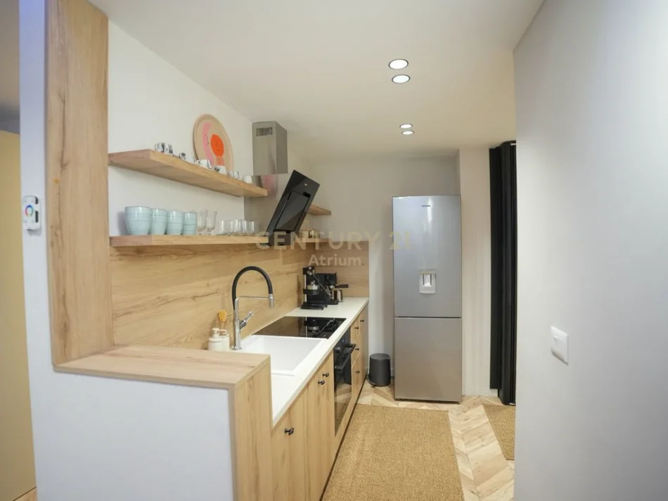 Tirane, shitet apartament 1+1 Kati 0, 81 m² 210.000 € (siri kodra)
