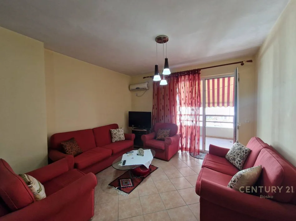 Tirane, shitet apartament 2+1+Ballkon Kati 3, 104 m² 147.000 € (misto mame)
