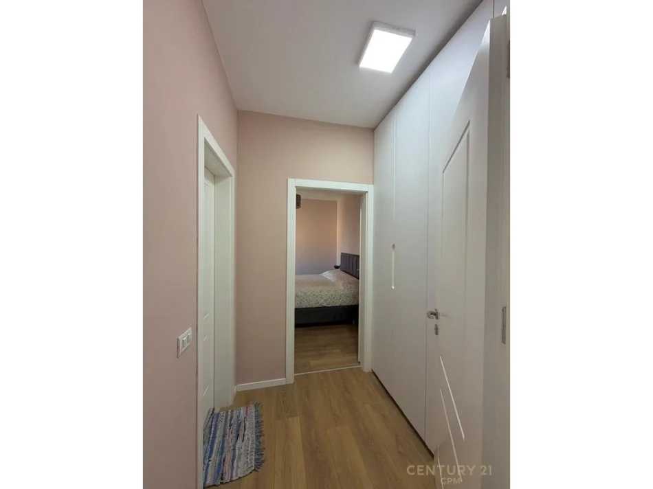 Tirane, shitet apartament 1+1+Ballkon Kati 6, 69 m² 127.000 € (astir)