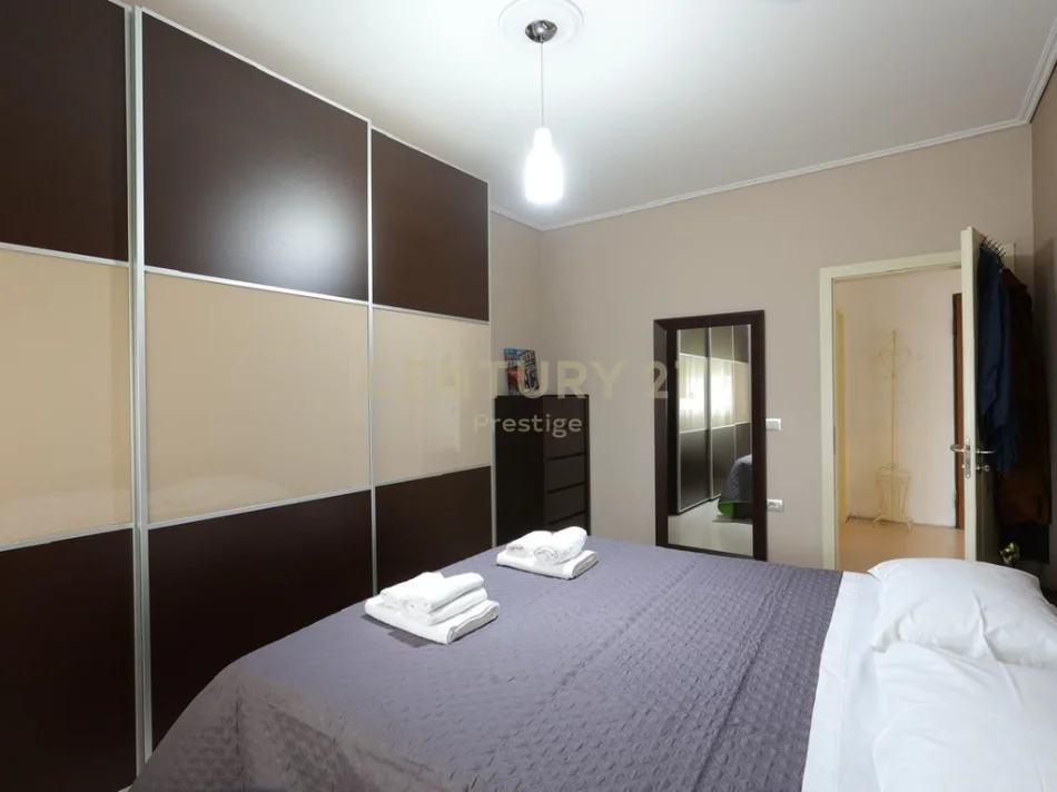 Tirane, shitet apartament 2+1 Kati 5, 119 m² 210.000 € (tregu elektrik)