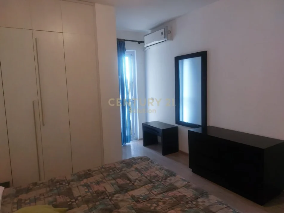 Tirane, jepet me qera apartament 2+1 Kati 7, 110 m² 470 € (yzberisht)