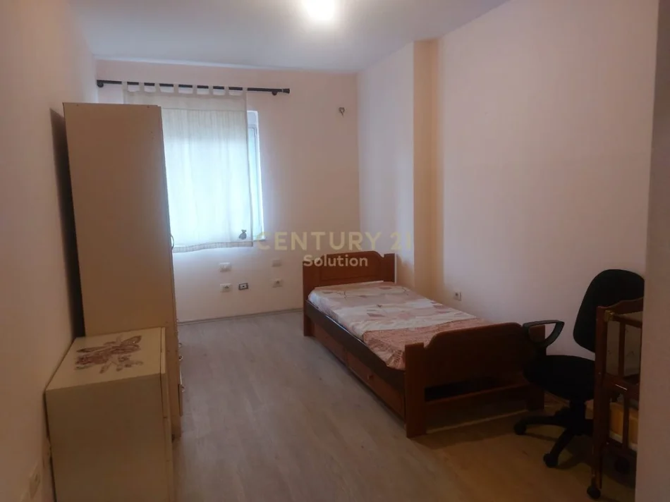 Tirane, jepet me qera apartament 2+1 Kati 7, 110 m² 470 € (yzberisht)