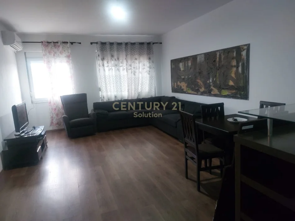Tirane, jepet me qera apartament 2+1 Kati 7, 110 m² 470 € (yzberisht)