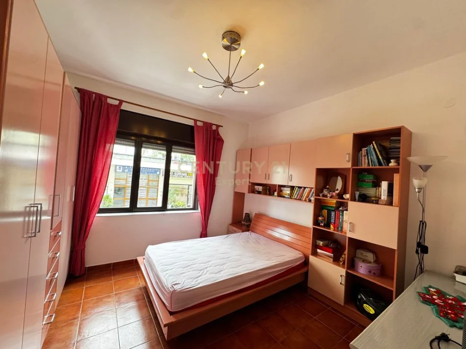 Tirane, shitet apartament 5+1 Kati 1, 183 m² 364.000 € (myslym shyri)