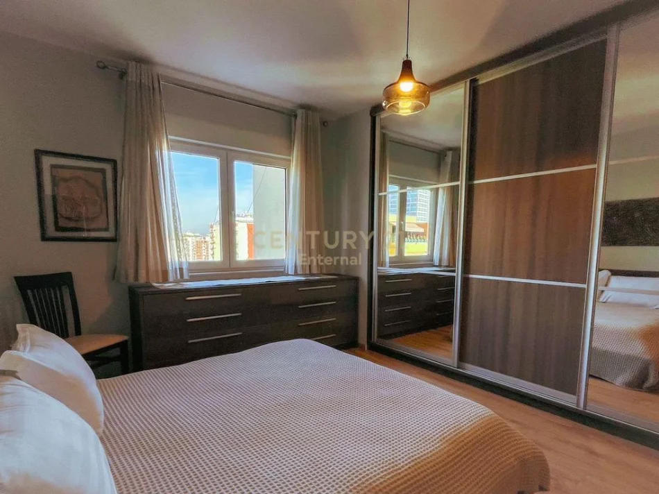 Tirane, jepet me qera 1+1+Ballkon Kati 8, 80 m² 700 € (stadiumi air albania)