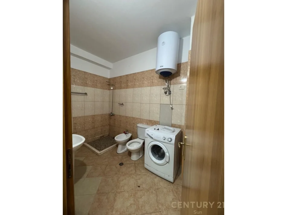 Tirane, shitet apartament 2+1 Kati 8, 102 m² 155.000 € 
