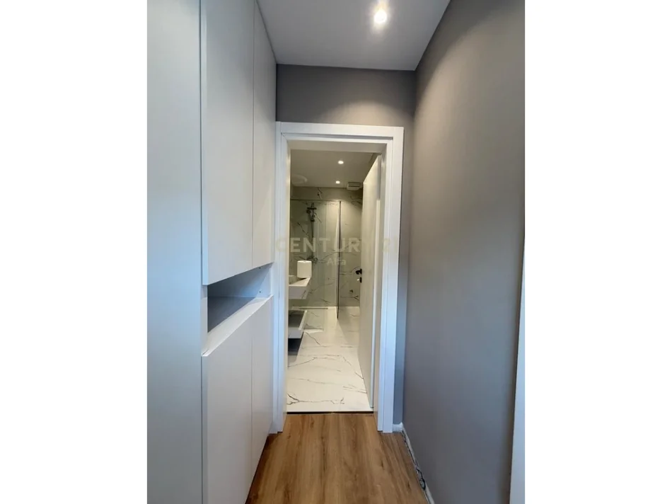 Tirane, shitet apartament 1+1 Kati 5, 59 m² 130.000 € (Rruga e Elbasanit)