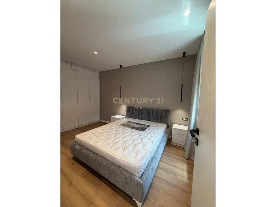 Tirane, shitet apartament 1+1 Kati 5, 59 m² 130.000 € (Rruga e Elbasanit)