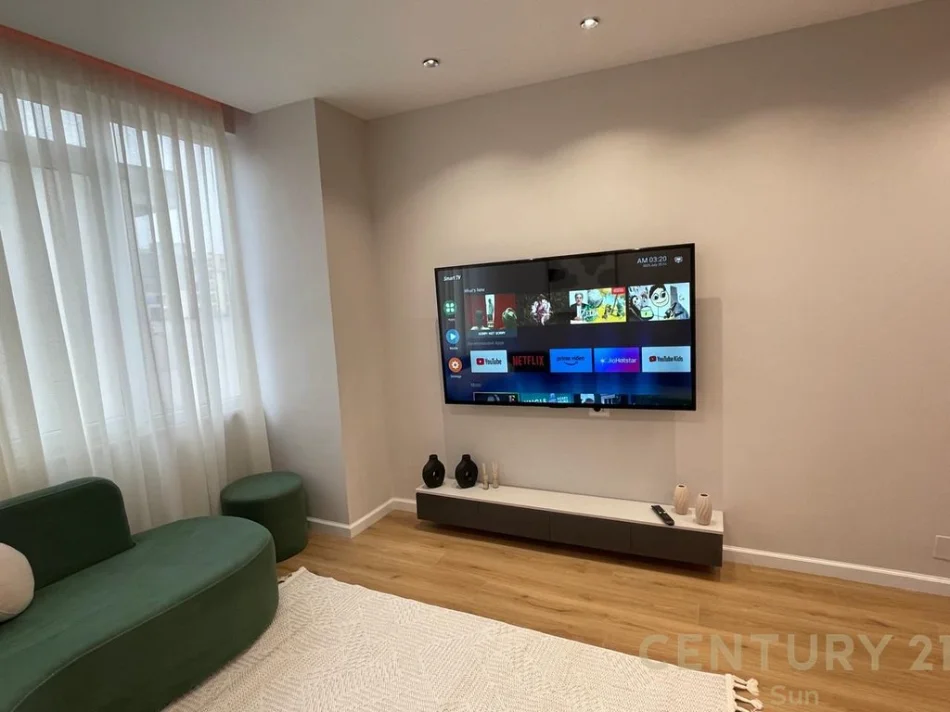Tirane, shitet apartament 1+1 Kati 3, 60 m² 130.000 € (astir)