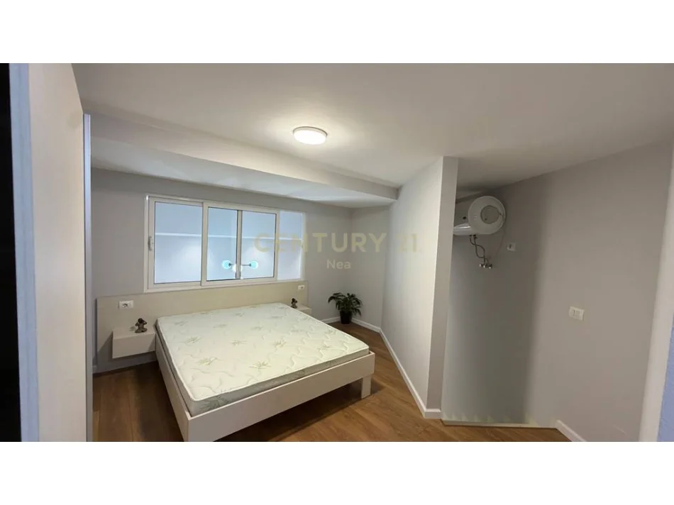 Tirane, shitet 1+1 Kati 1, 66 m² 128.000 € (liqeni i thate)