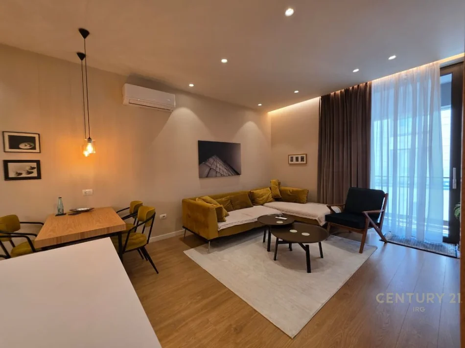 Tirane, jepet me qera apartament 1+1 Kati 5, 75 m² 1.200 € (liqeni thate radison)