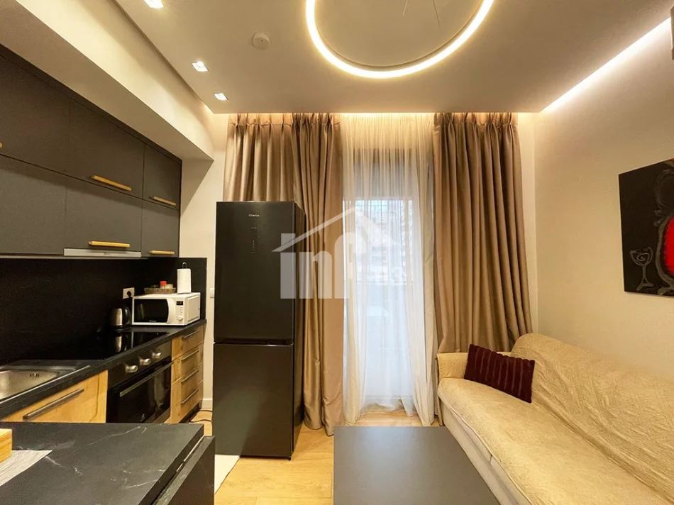Tirane, shitet apartament 4+1 Kati 4, 216 m² 777.000 € (RRUGA E “BARRIKADAVE”, PRANE GJIMNAZIT “SAMI FRASHERI”)