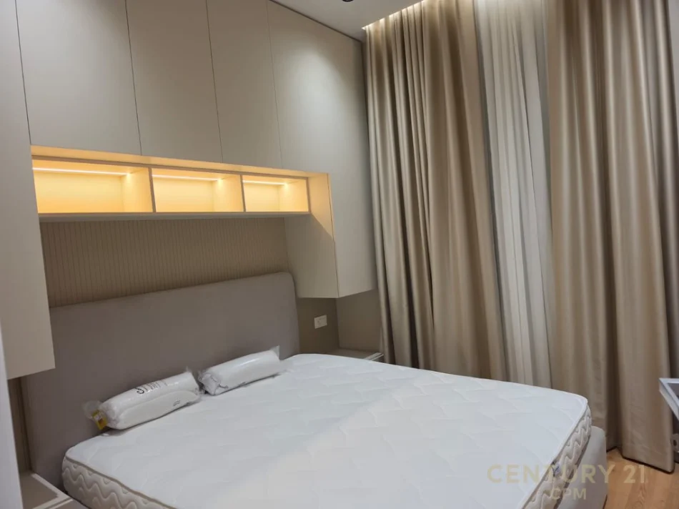 Tirane, jepet me qera apartament 1+1 Kati 4, 60 m² 750 € (Blloku)