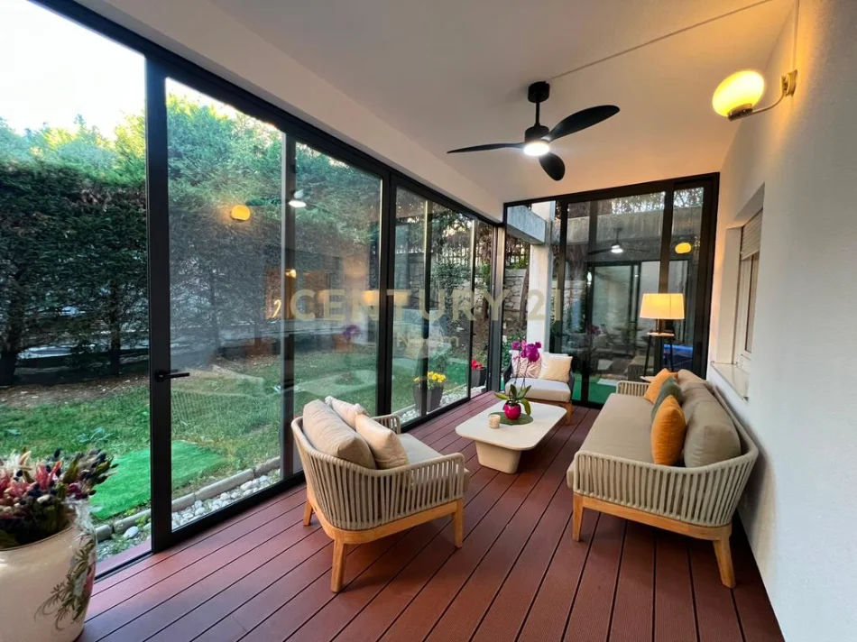 Tirane, jepet me qera apartament 2+1 Kati 1, 169 m² 1.700 € (sauk)