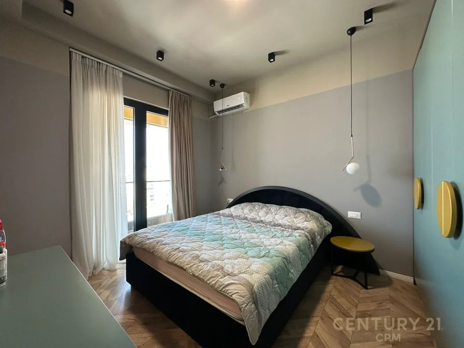 Tirane, jepet me qera apartament 1+1 Kati 9, 76 m² 850 € (21 dhjetori)