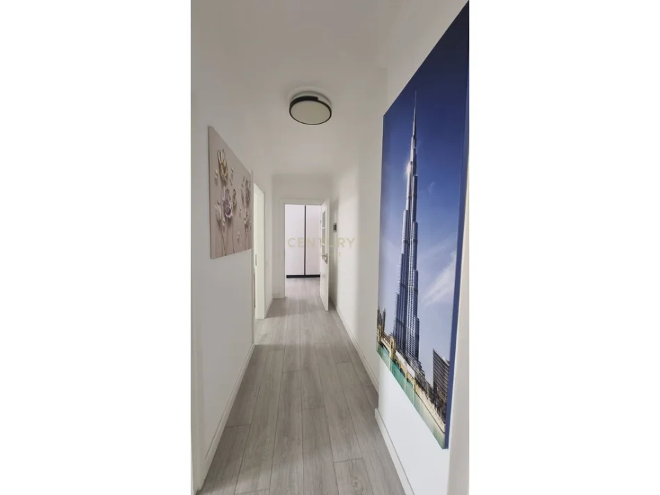 Tirane, jepet me qera apartament 2+1 Kati 6, 102 m² 800 € (ish parku)