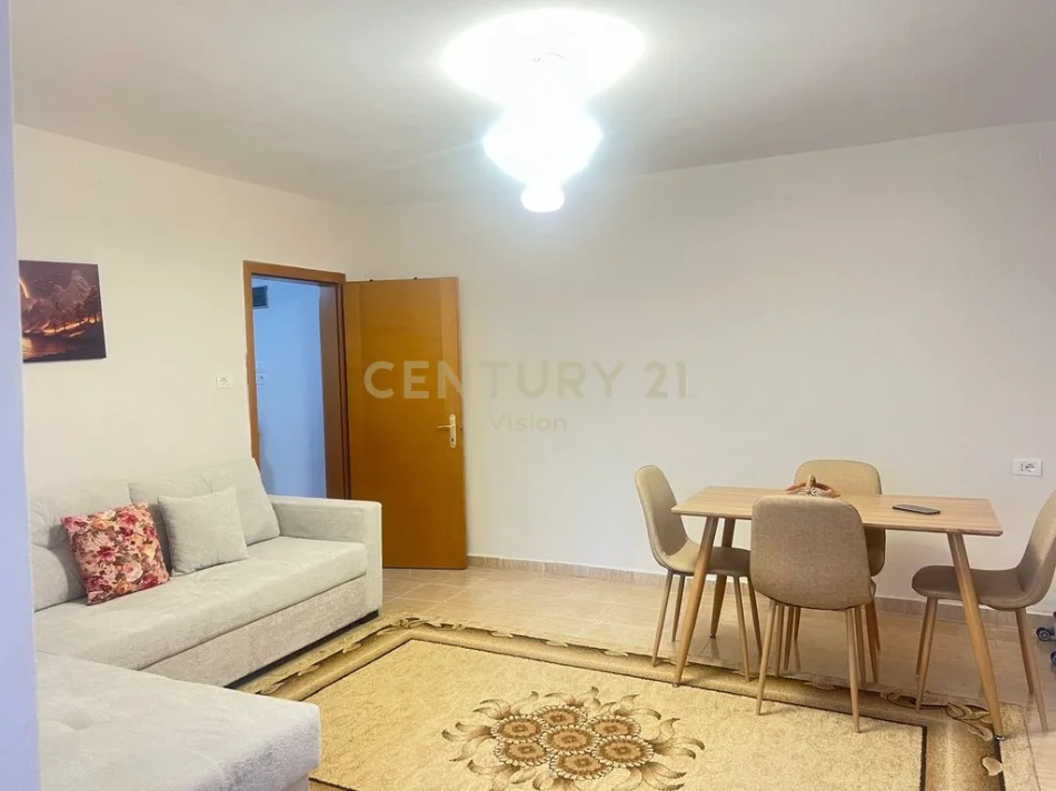 Shkoder, shitet apartament 1+1 Kati 1, 70 m² 72.000 € (bahce cakajve)