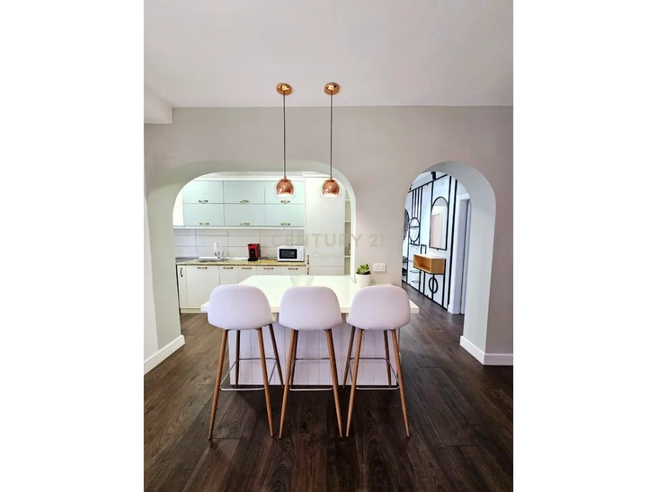 Tirane, shitet apartament 2+1 Kati 1, 86 m² 387.000 € (sheshi skenderbej)