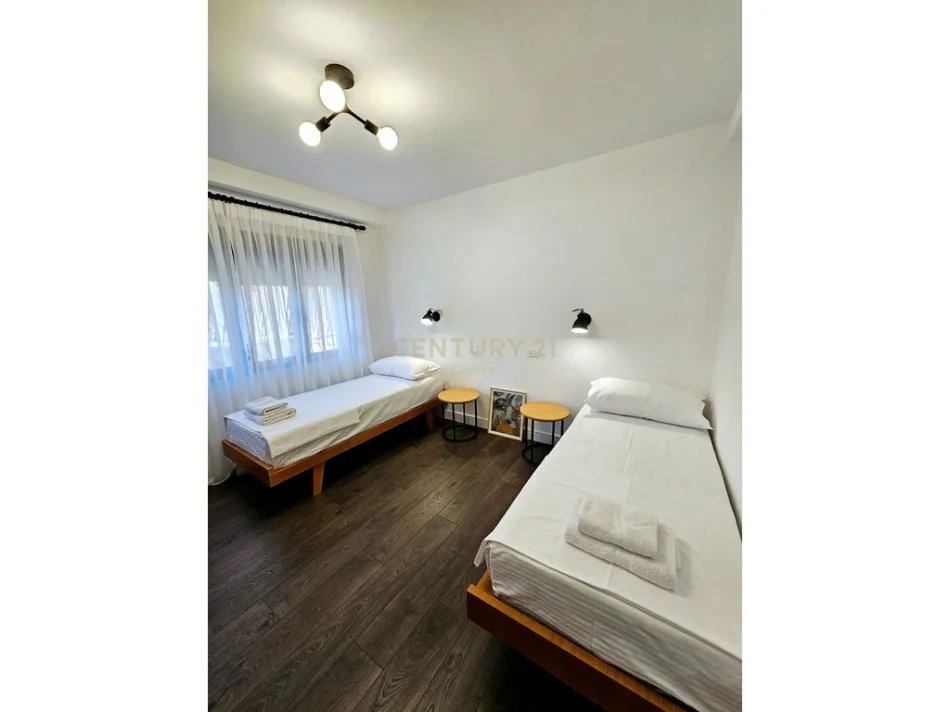 Tirane, shitet apartament 2+1 Kati 1, 86 m² 387.000 € (sheshi skenderbej)