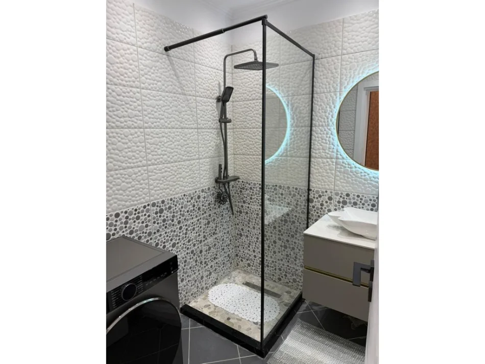 Tirane, shitet apartament 2+1+Ballkon Kati 3, 109 m² 165.000 € (astiri)