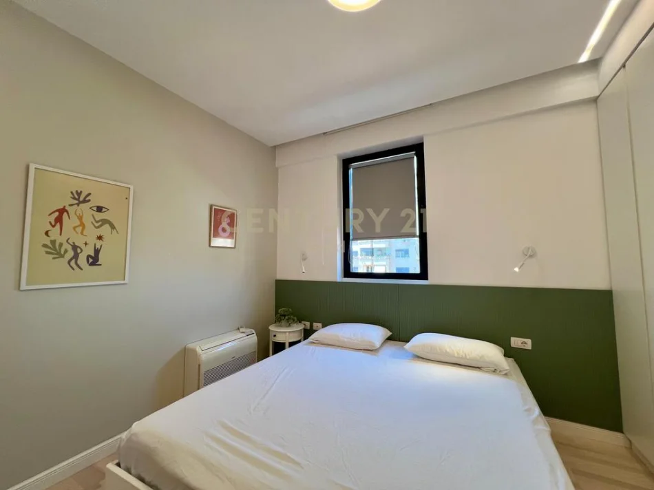 Tirane, jepet me qera apartament 2+1+Ballkon Kati 6, 95 m² 1.100 € (rruga e barrikadave)