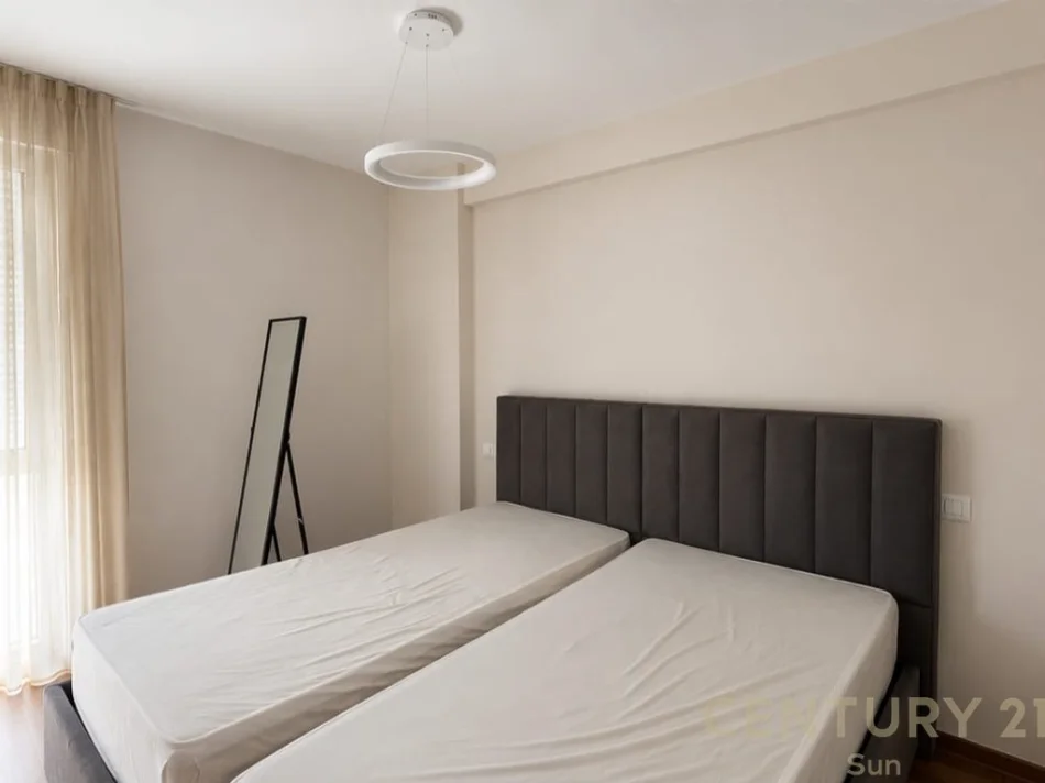 Tirane, jepet me qera apartament 2+1 Kati 2, 78 m² 850 € (rruga e barrikadave)