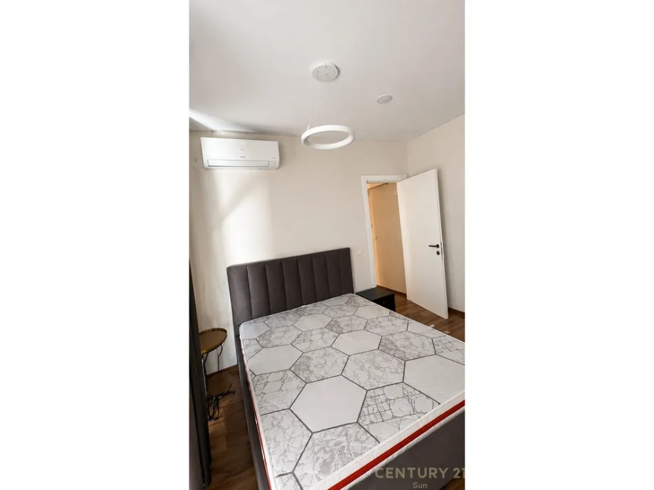 Tirane, jepet me qera apartament 2+1 Kati 2, 78 m² 850 € (rruga e barrikadave)