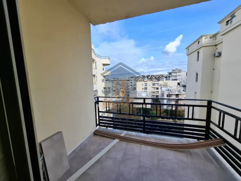 Durres, shitet apartament 2+1 Kati 6, 110 m² 150.000 € (Plazh Iliria)