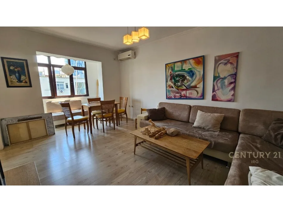 Tirane, shitet apartament 1+1 Kati 5, 63 m² 145.000 € (myslym shyri)
