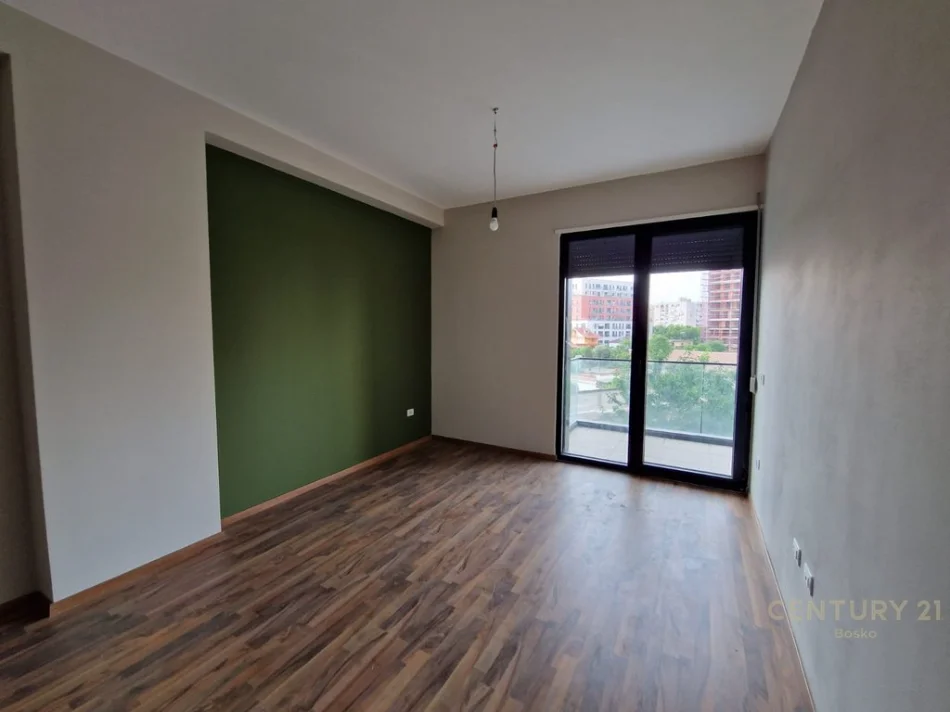 Tirane, shitet apartament 1+1+Ballkon Kati 3, 77 m² 134.500 € 