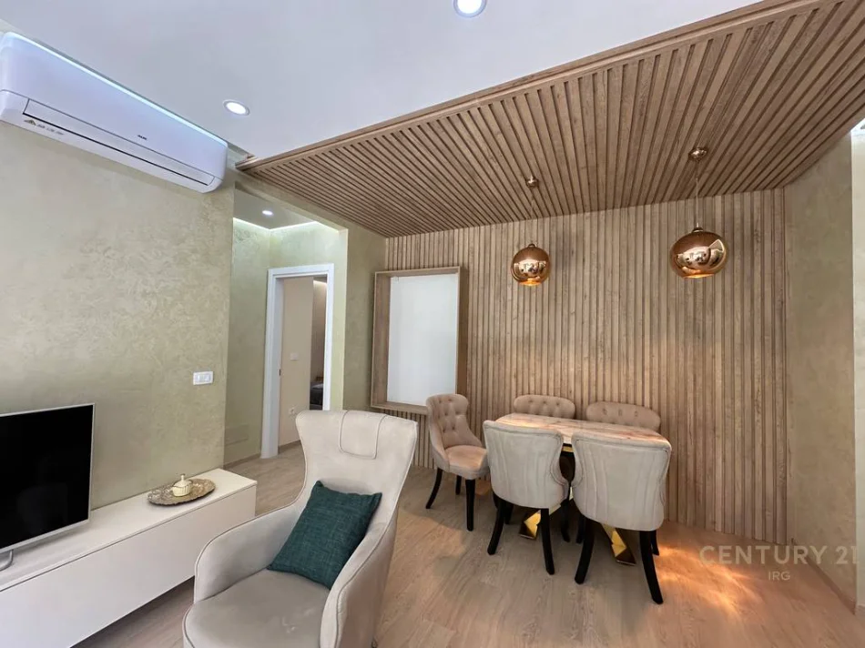 Tirane, jepet me qera apartament 2+1+Ballkon Kati 2, 102 m² 1.200 € (liqeni i thate park life residence)