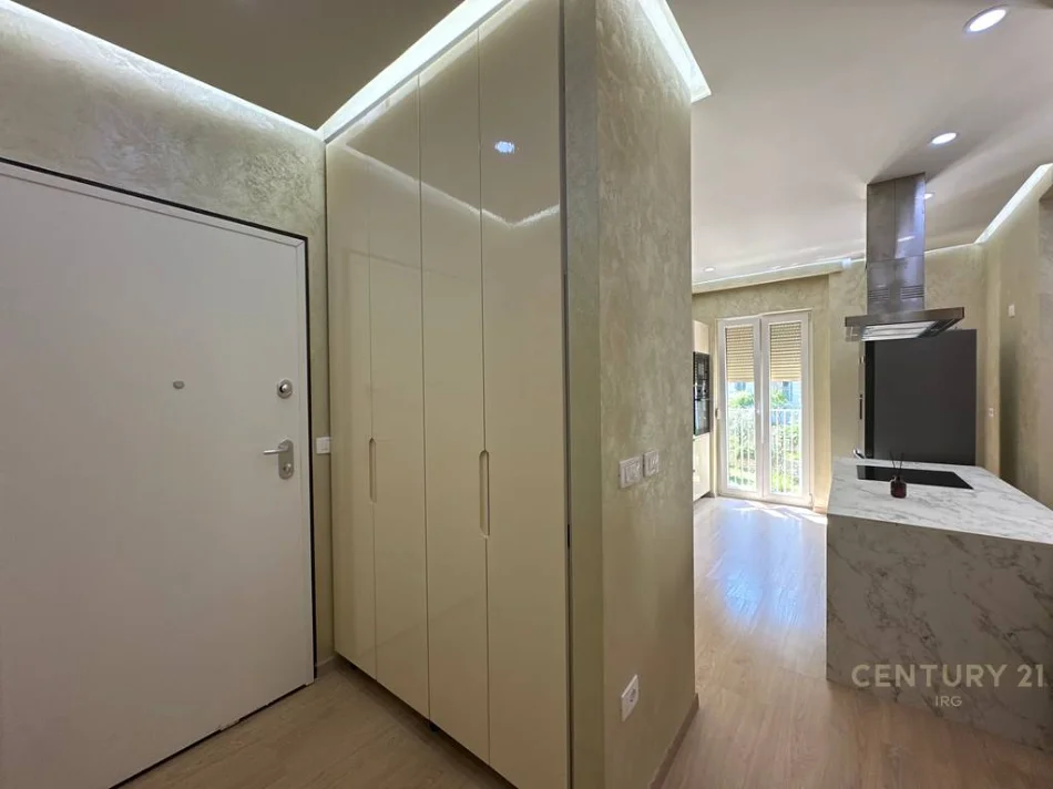 Tirane, jepet me qera apartament 2+1+Ballkon Kati 2, 102 m² 1.200 € (liqeni i thate park life residence)