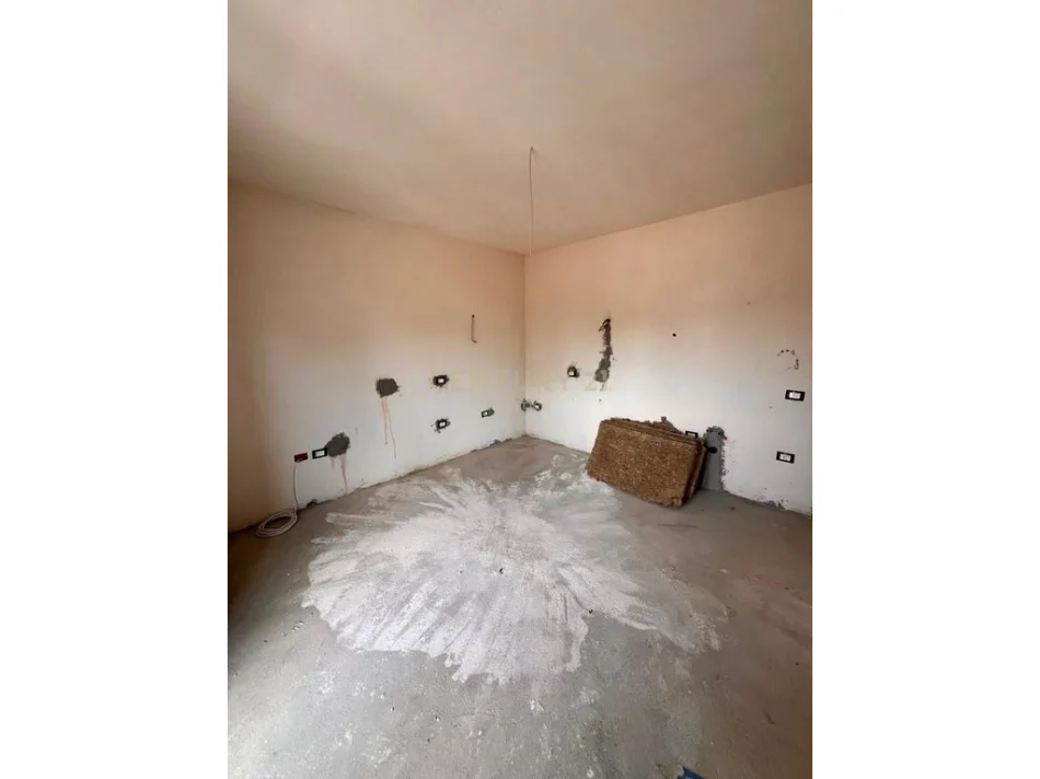 Tirane, shitet apartament 1+1 Kati 3, 46 m² 149.000 € (prane shkolles Osman Myderizi)
